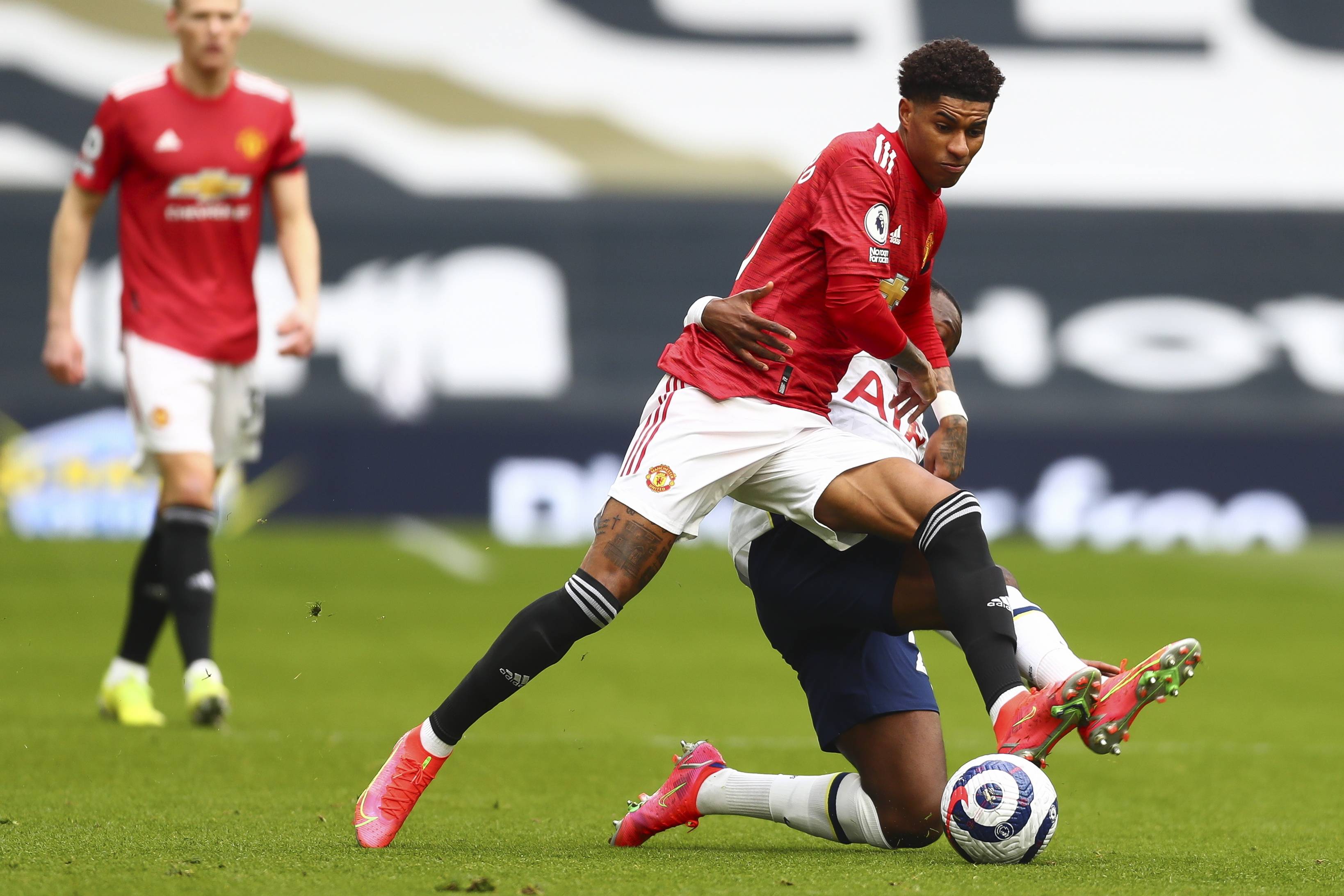 共同度过的 共同度过的